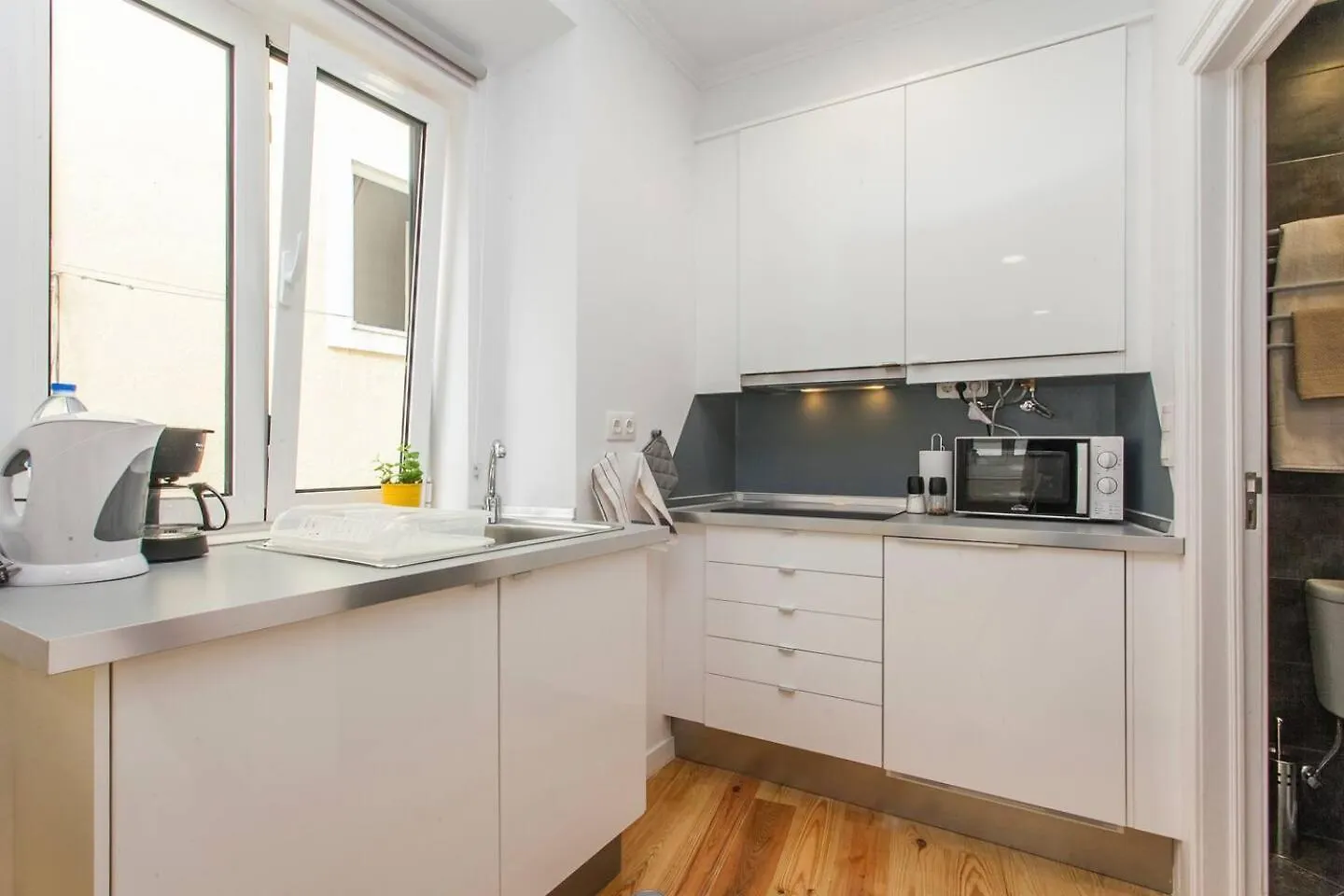 Whome Hidden Gem In Alfama Perfect To Explore Lisbon Apartment